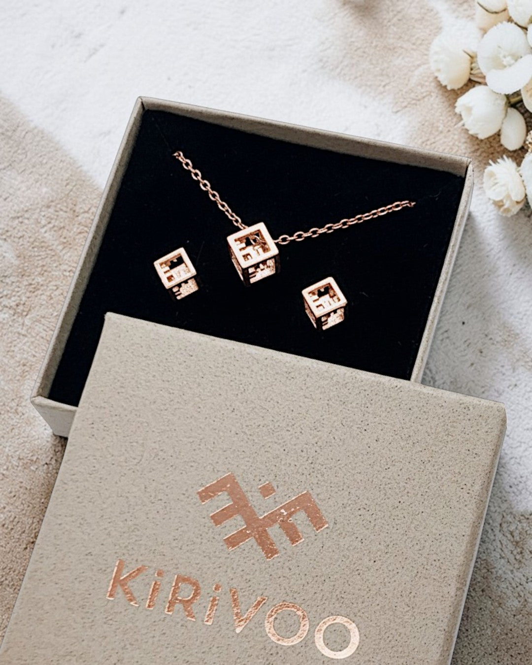Circular sterling silver jewellery set AIRY CUBES ⏐ *Personalise