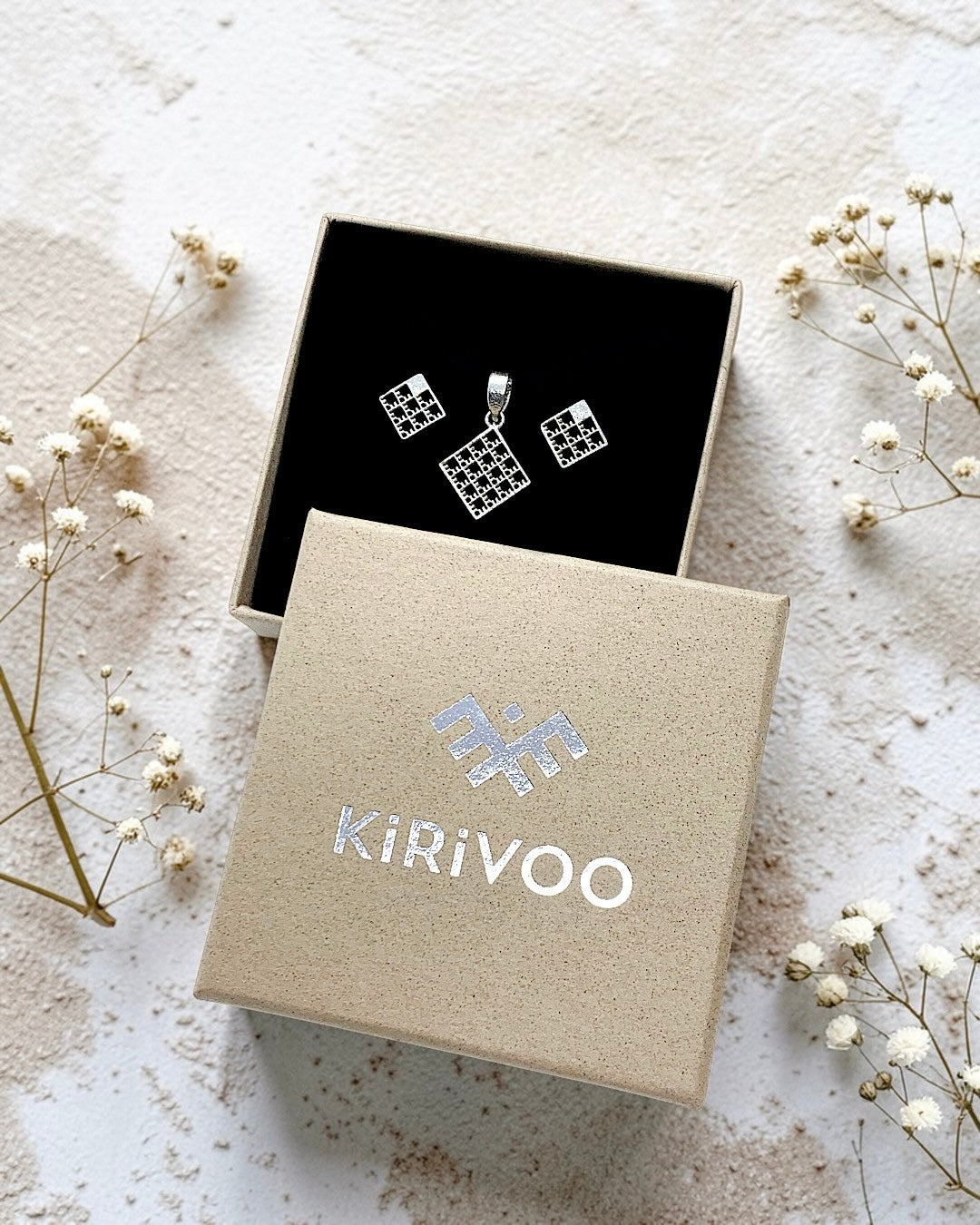 Circular sterling silver jewellery set NETS ⏐ *Personalise