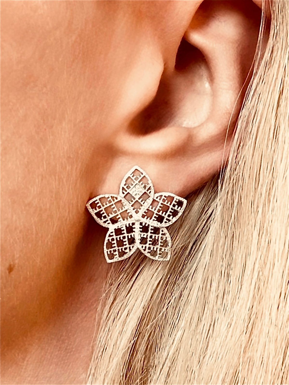 Circular gold-plated sterling silver earrings FLORET ⏐ *Personalise
