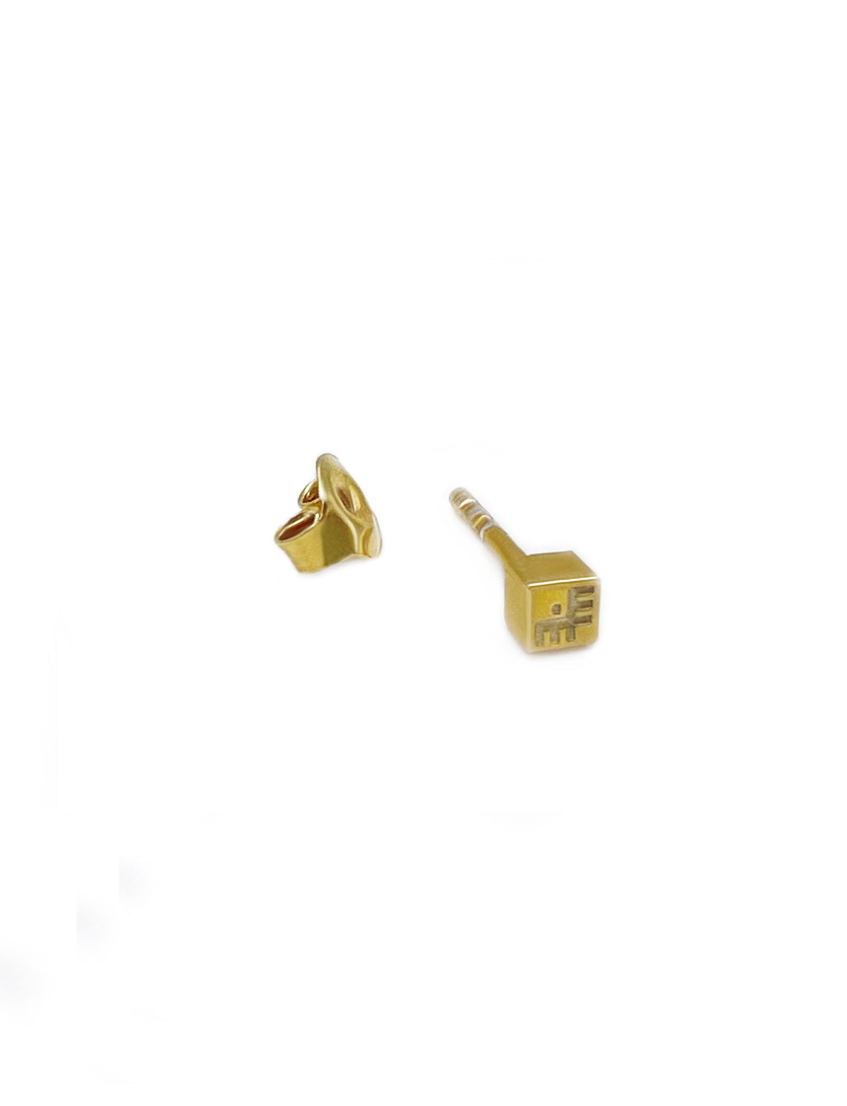 Recycled silver & gold plated stud earrings TINY *P