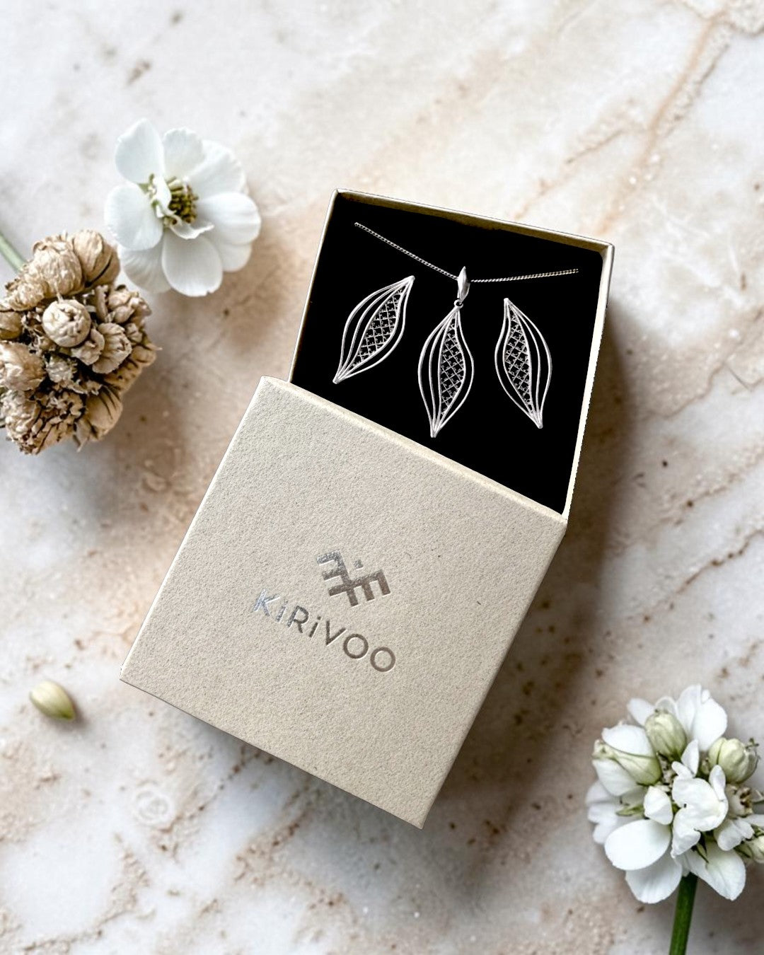 Circular sterling silver jewellery set WAVY